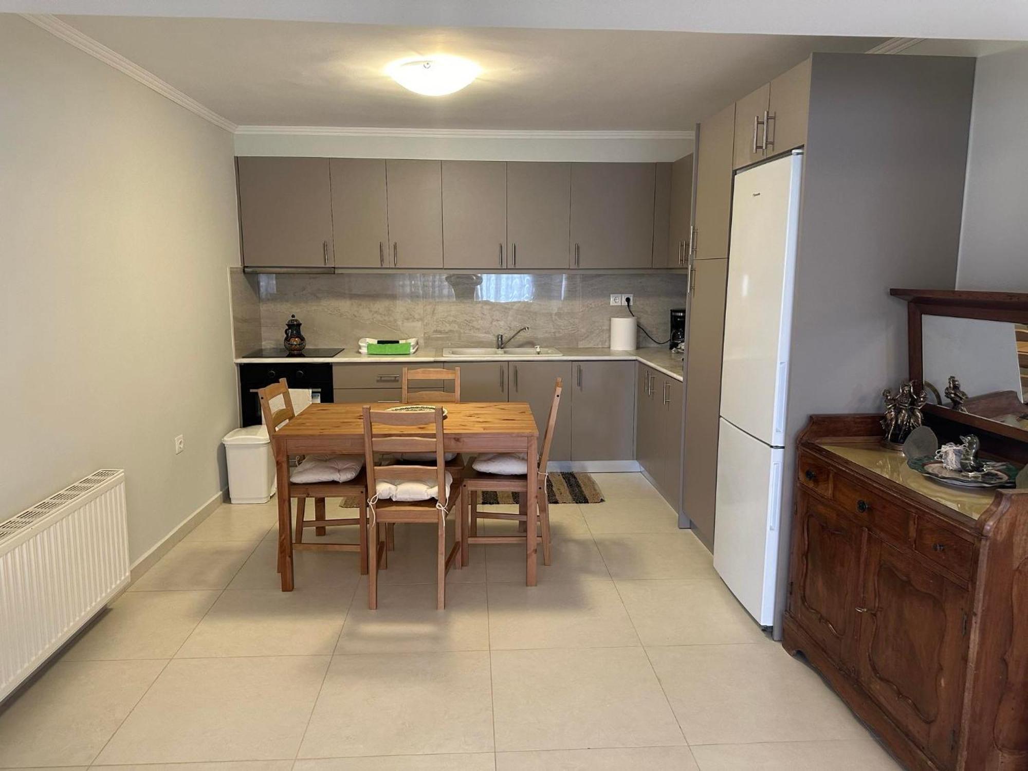 Deppys Apartment Porto Heli Extérieur photo